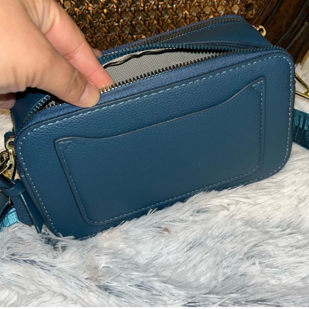 NWT Tory Burch Blue Pebbled Leather Crossbody Bag - Picture 5 of 8